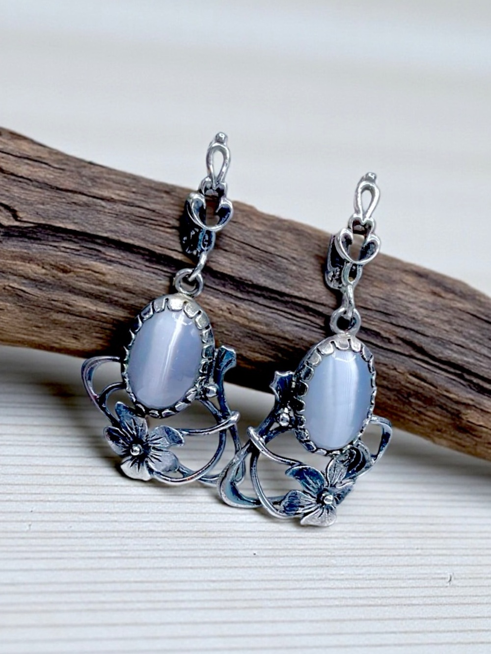 🌺Vintage Czech Sterling & Blue Glass Earrings